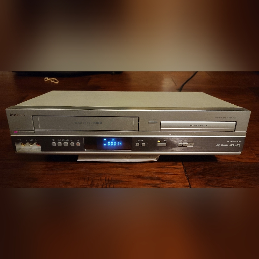 Philips DVP-3150V Hi-Fi 4 Head DVD/VCR Combo Player